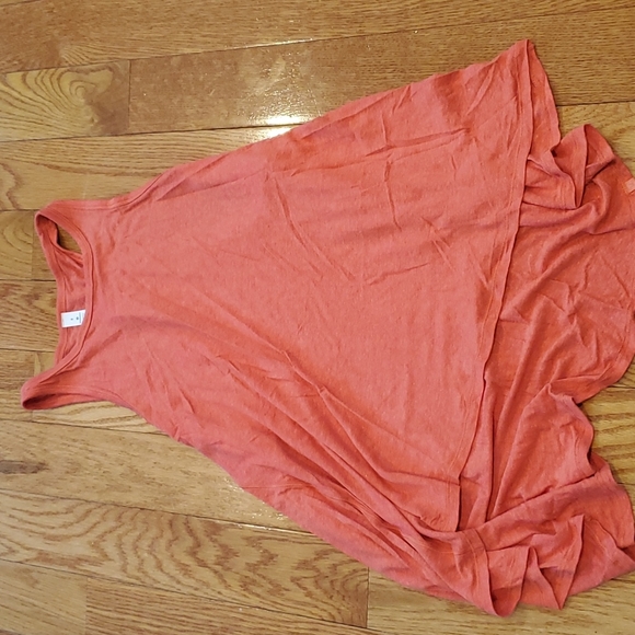 Lululemon Day to Light Tank - Picture 3 of 3